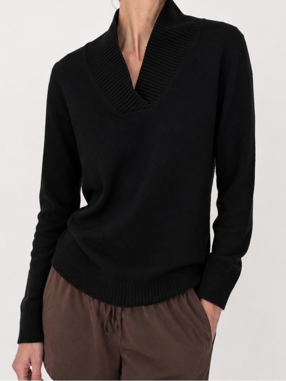 Prive Cashmere 100% Black Funnel Neck Lightweight Sweater 🖤 Minimalist Quiet Lux